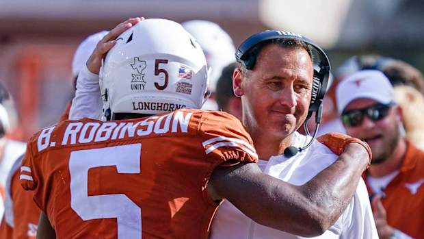 Bjan Robinson, Steve Sarkisian